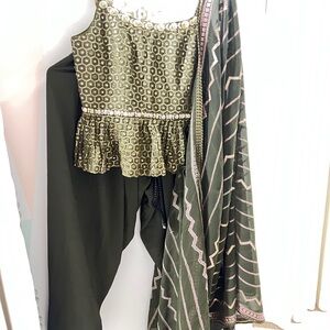 Elegant Olive Green Women's Jumpsuit